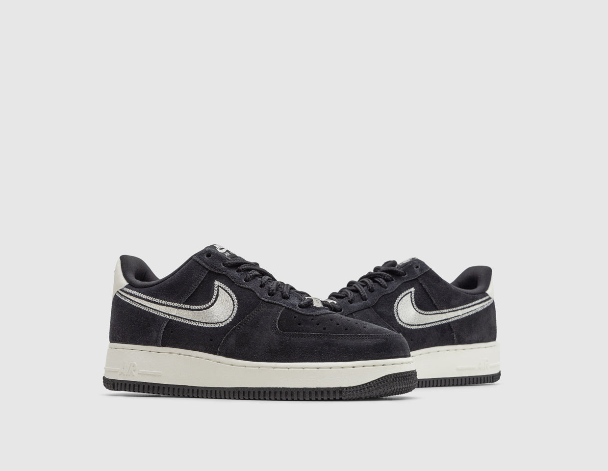 air force 1 lv8 white white sail black