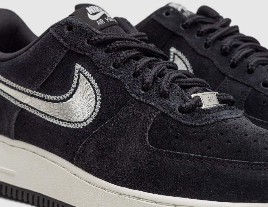 Nike Air Force 1 '07 LV8 Black / Sail