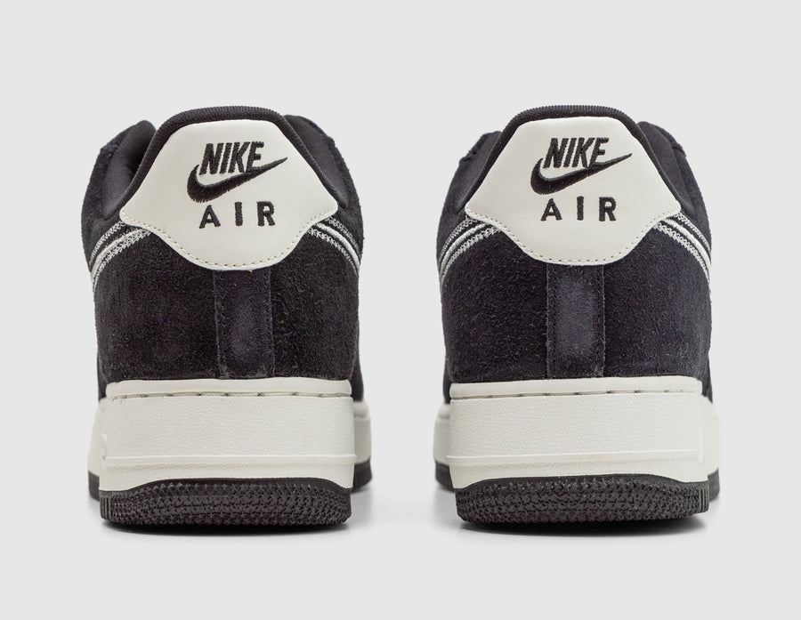 Nike Air Force 1 '07 LV8 Black / Sail
