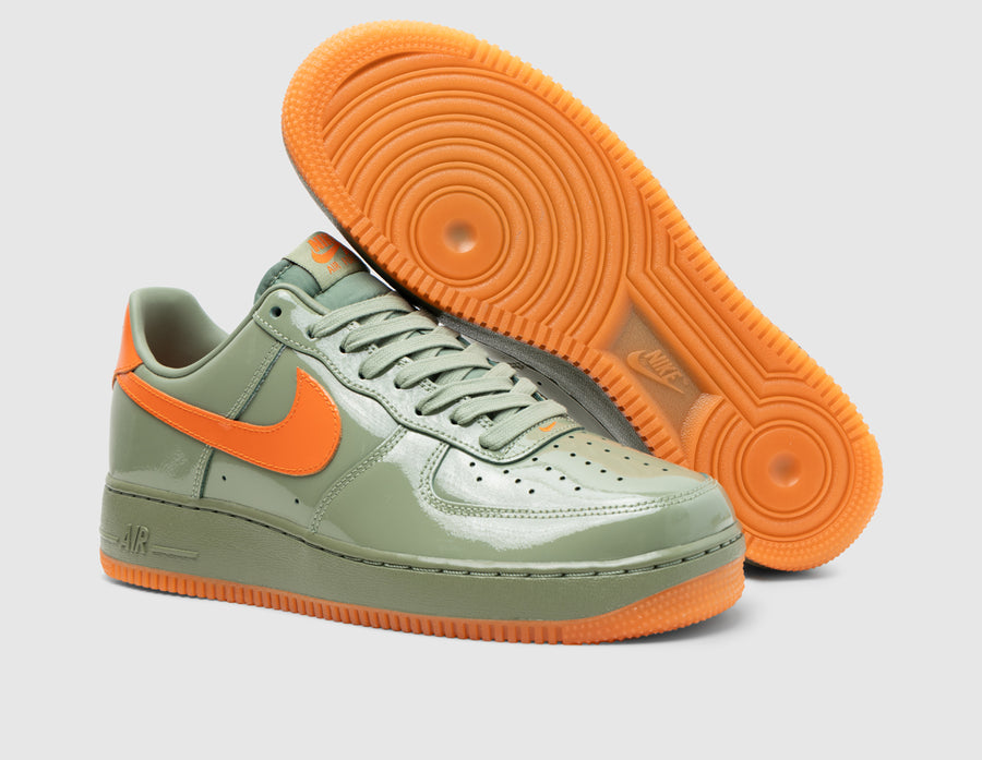 Nike Air Force 1 07 PRM Oil Green Safety Orange Platinum Tint