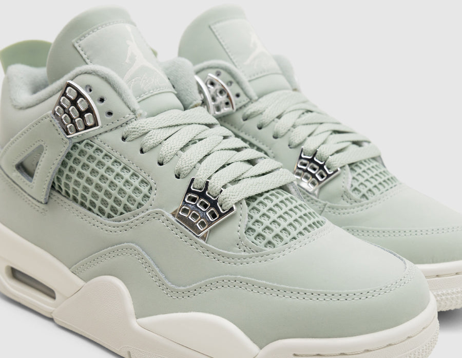 Jordan Women's 4 Retro Seafoam / Sail - Metallic Silver