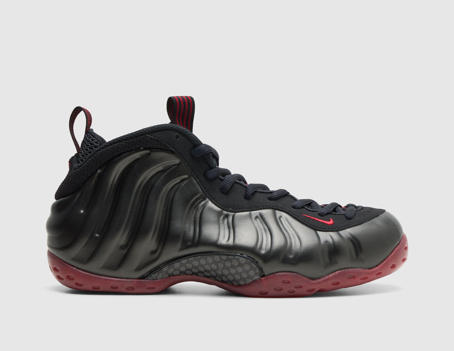Nike Air Foamposite One Black / Varsity Red