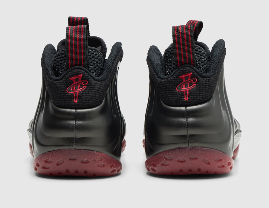 Nike Air Foamposite One Black / Varsity Red