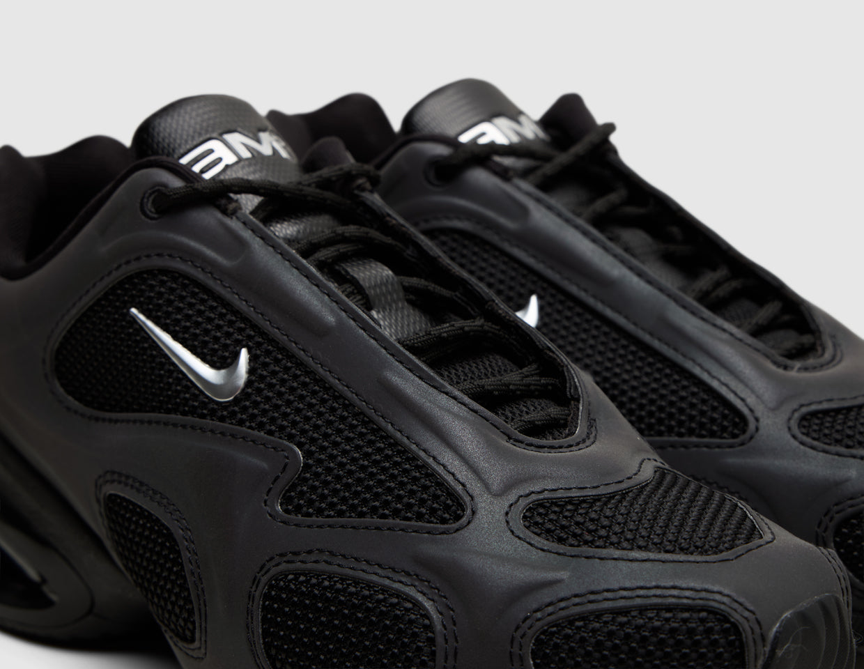 Nike Women's Air Max Muse Black / Multicolour - Metallic Silver