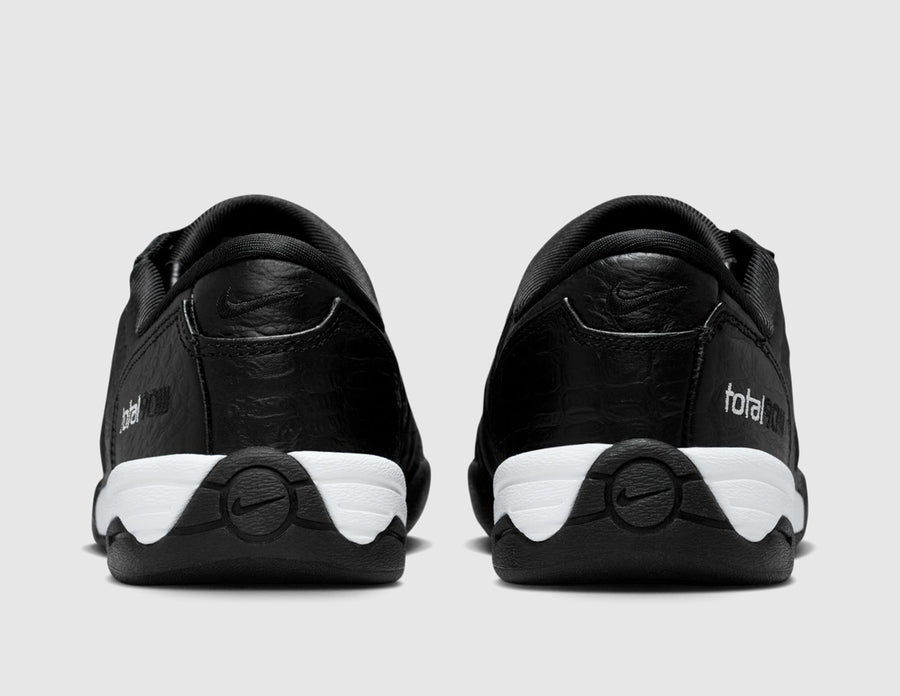 Nike Women's Total 90 Croc Black / White