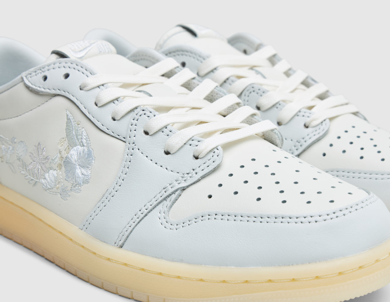 Jordan 1 Retro Low OG Sail / Off White - Coconut Milk – size? Canada