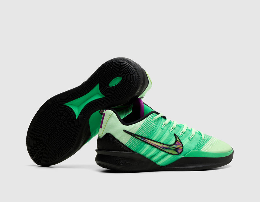Nike Women's Sabrina 3 Green Shock / Black - Vapor Green