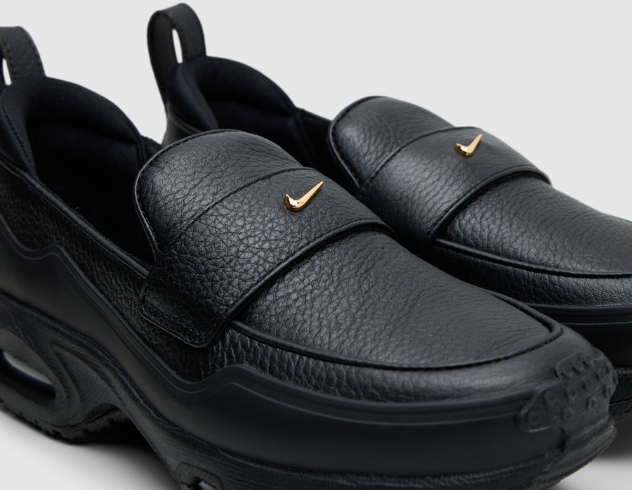 Nike Women's Air Max Phenomena Black / Metallic Gold