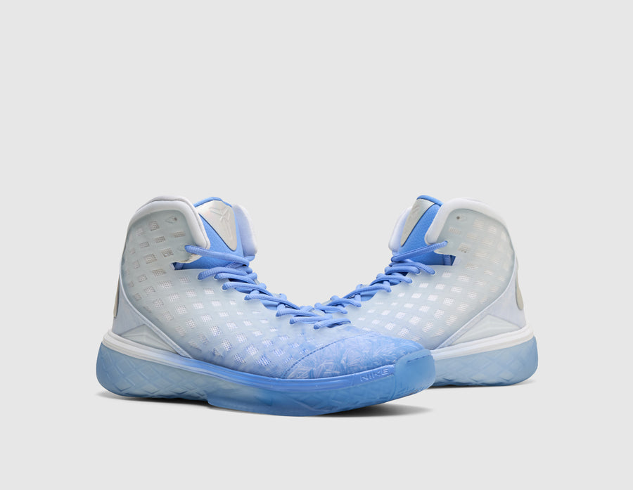 Nike Kobe III Protro Royal Pulse / Chrome - White
