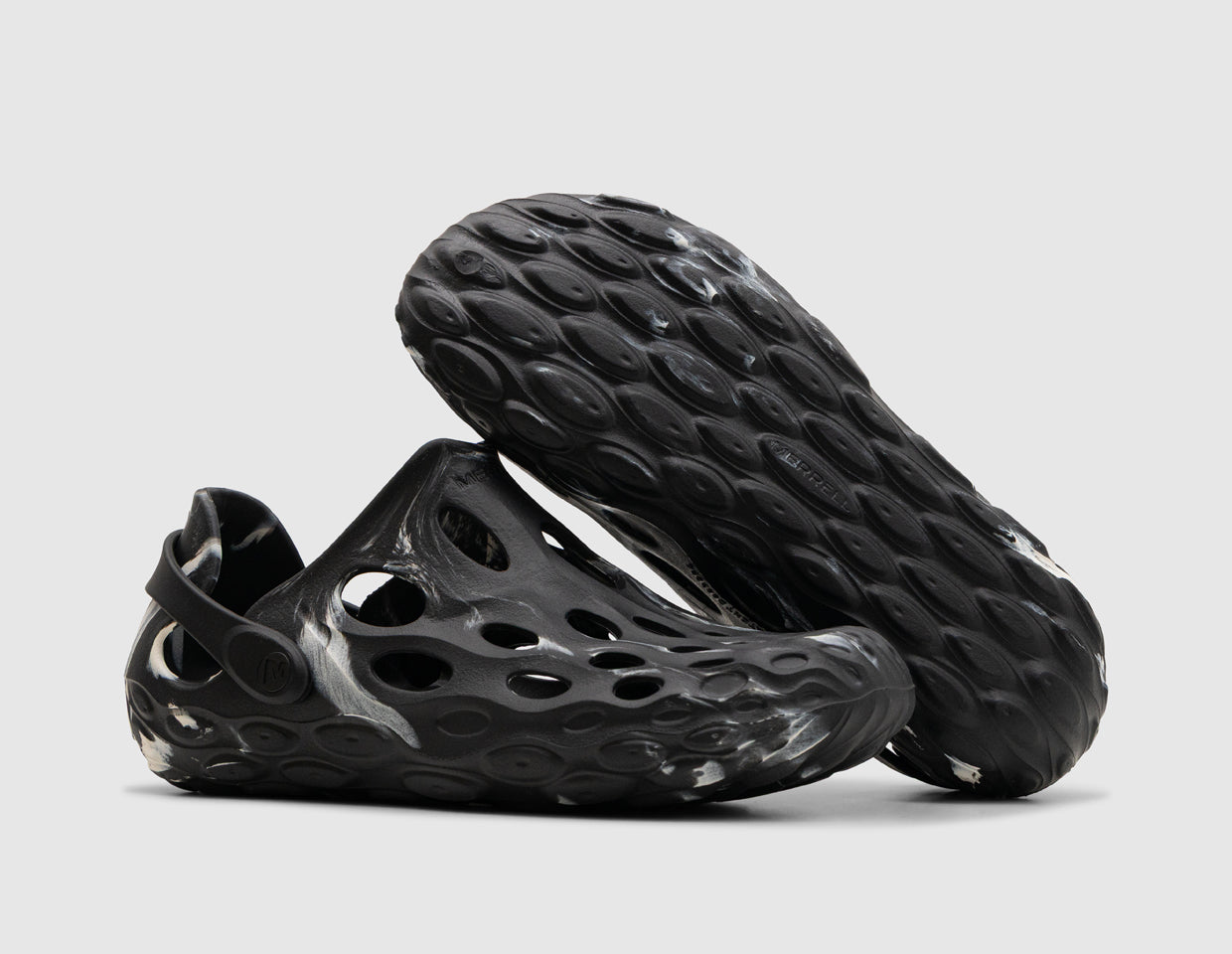 Merrell Hydro Moc Black / White – size? Canada