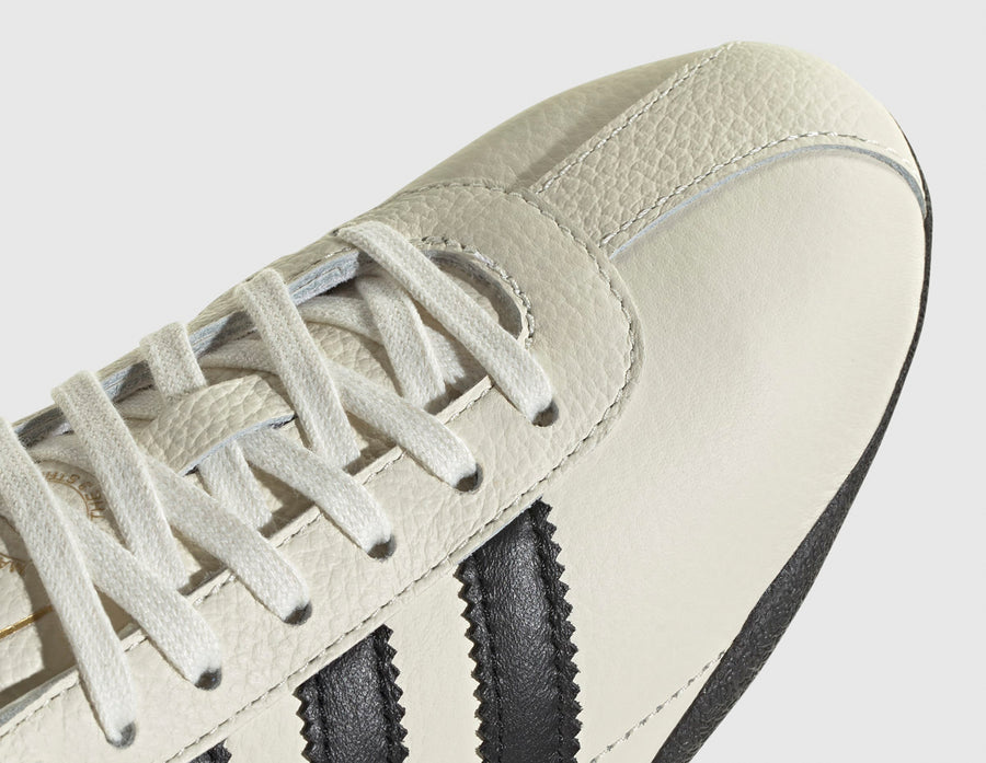 adidas Originals Women's Tokyo Off White / Core Black - Gold