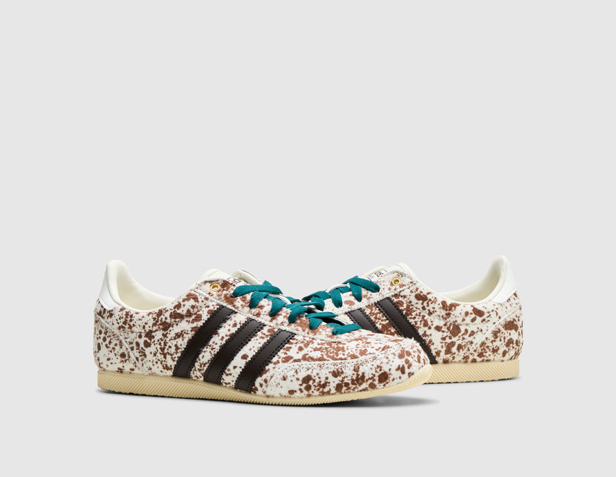 adidas Originals Women's Japan Off White / Dark Brown