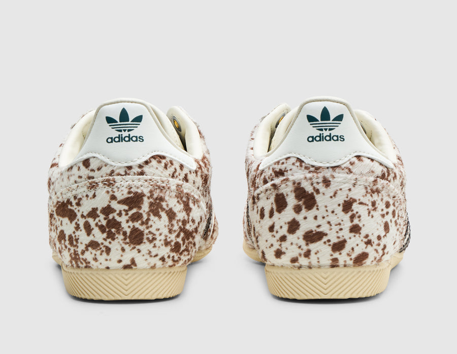 adidas Originals Women's Japan Off White / Dark Brown
