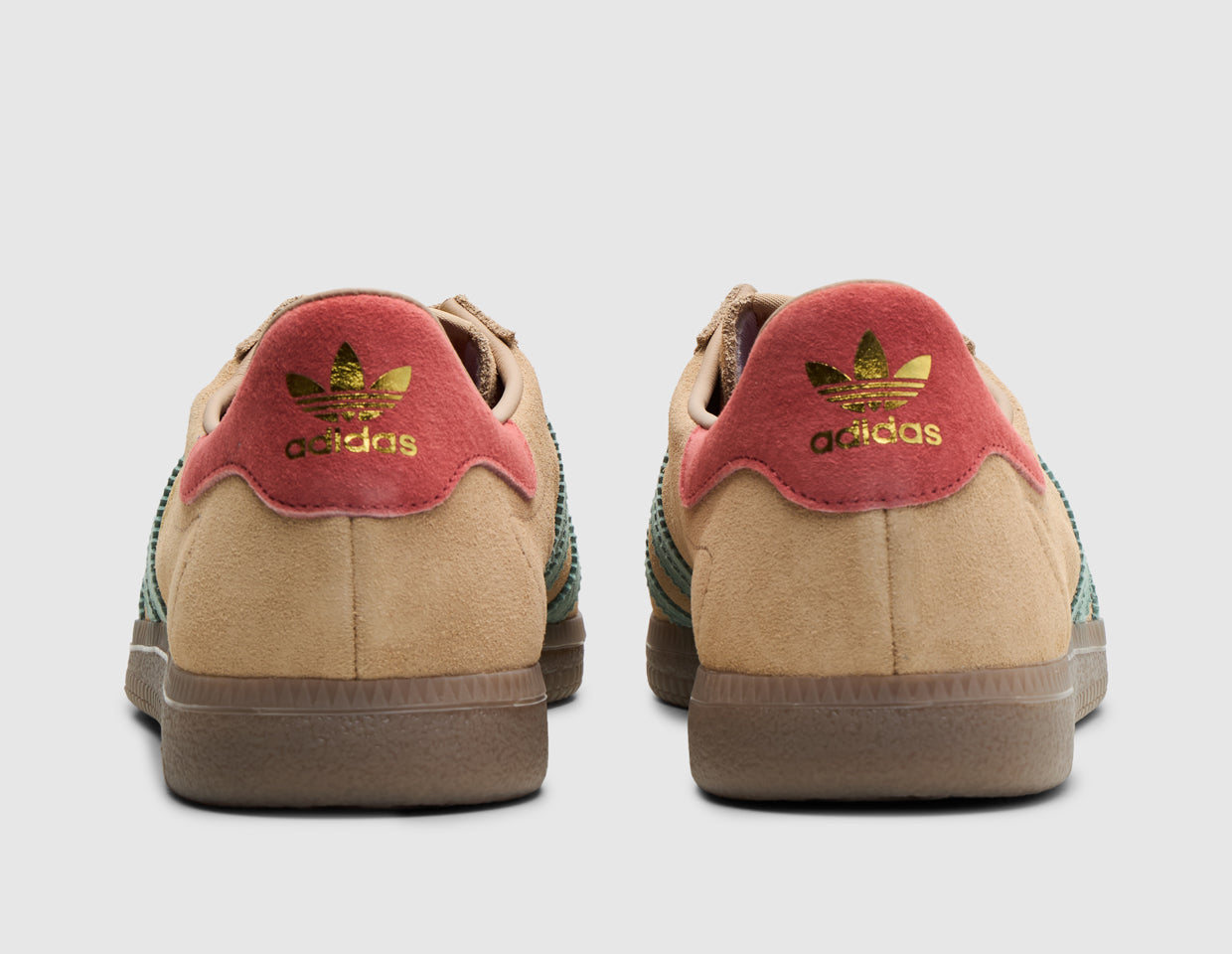 adidas Osaka Warm Sandstone / Silver Green - Gum 3 - size