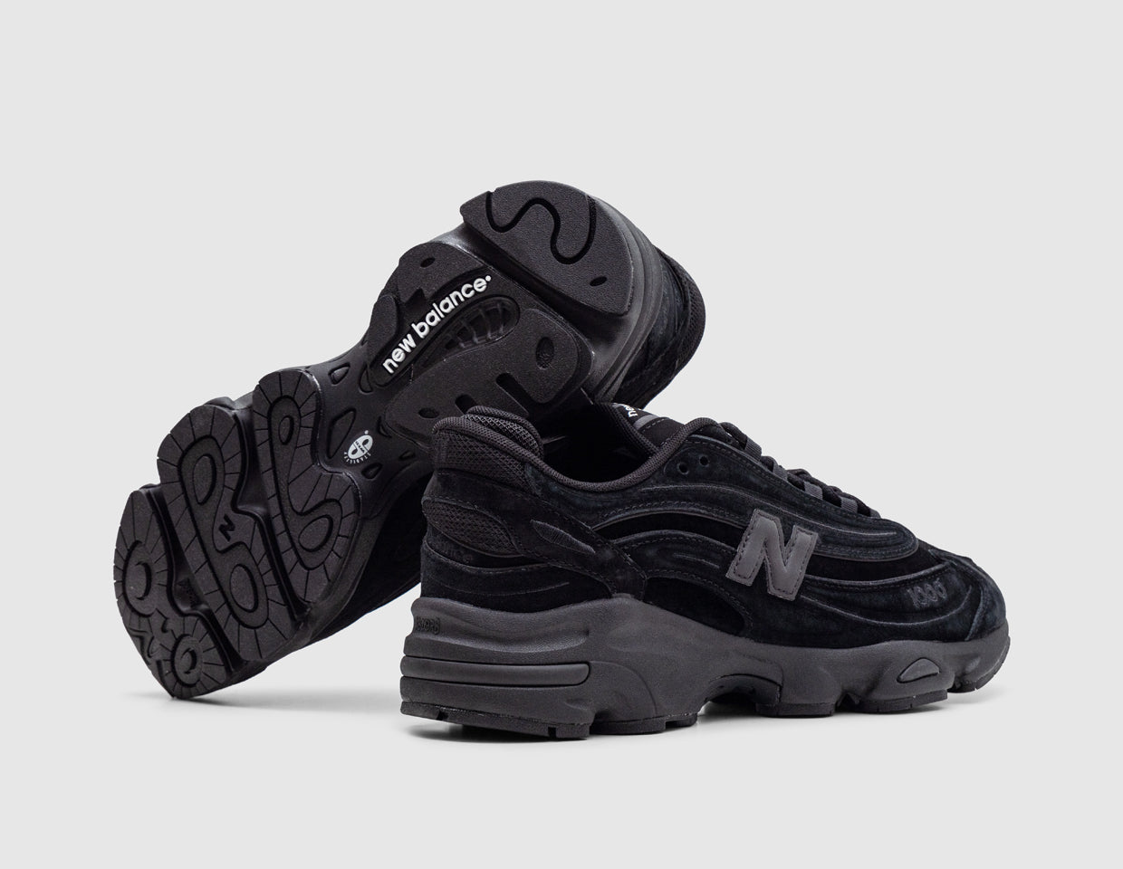 New Balance M1000 Black / Black – size? Canada