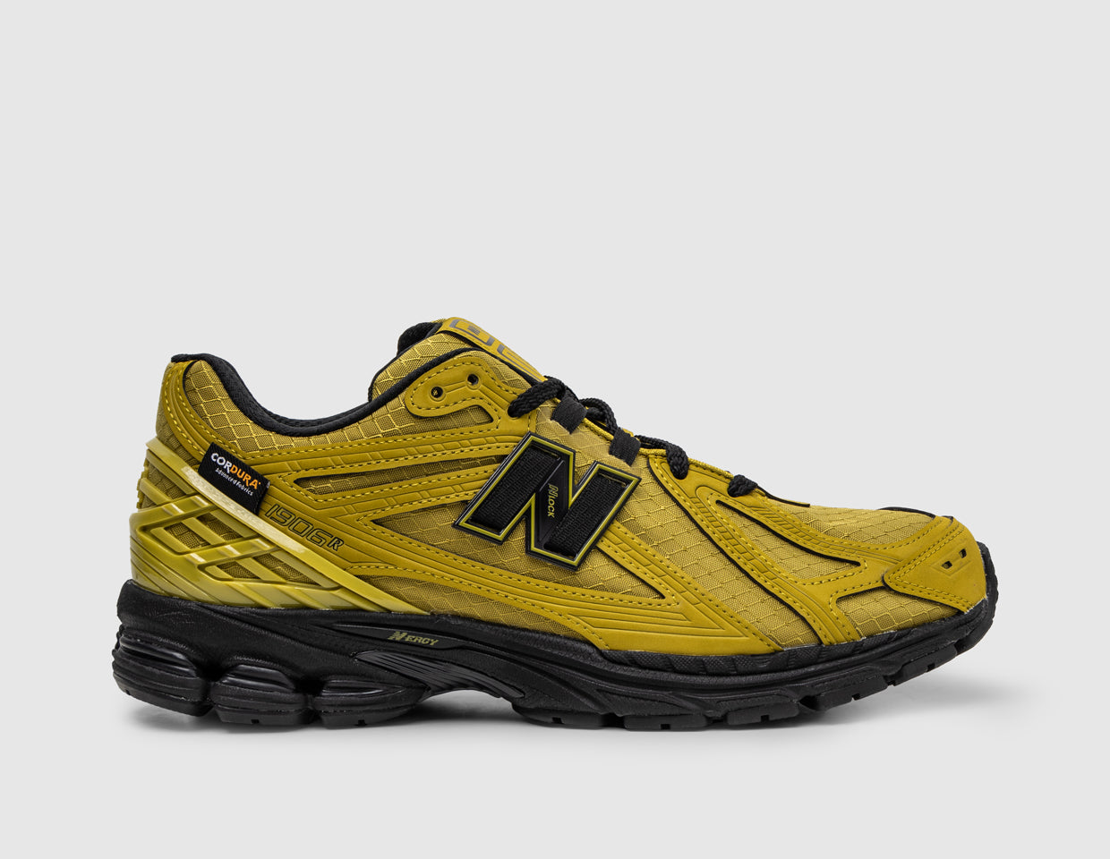 New Balance's 1906A is a Tech Explosion - Modern Notoriety