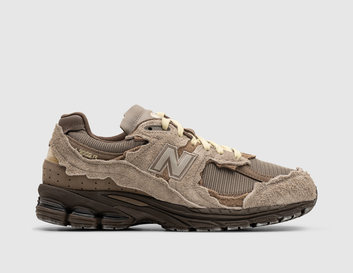 New Balance 2002R Refined Future / Arid Stone - size? exclusive