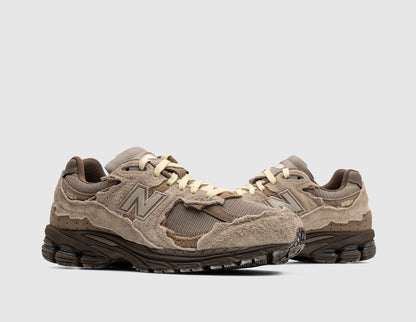 New Balance 2002R Refined Future / Arid Stone - size? exclusive