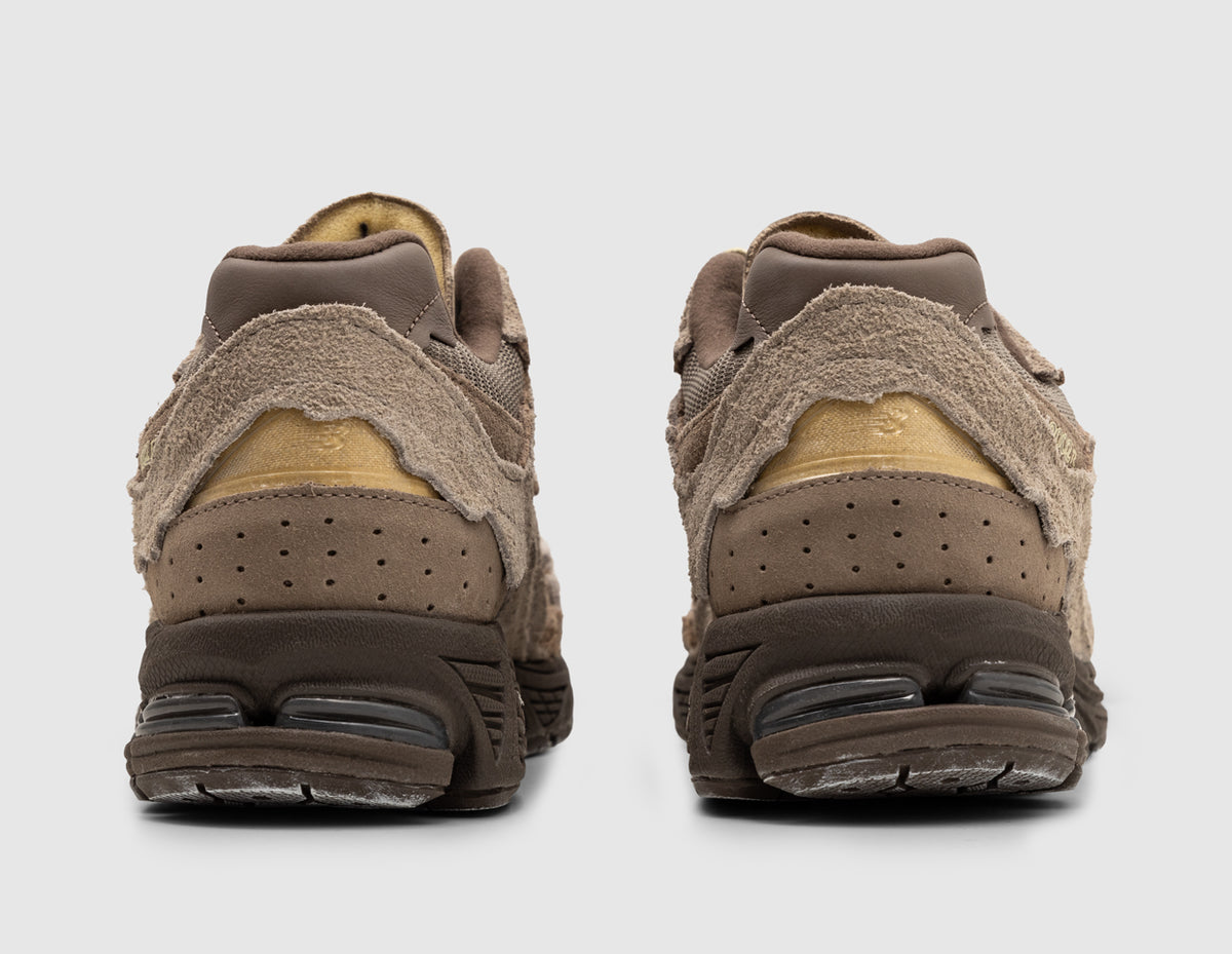 New Balance 2002R Refined Future / Arid Stone - size? exclusive