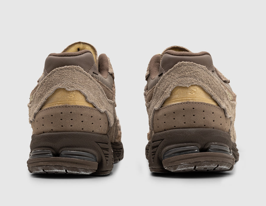 New Balance 2002R Refined Future / Arid Stone - size? exclusive