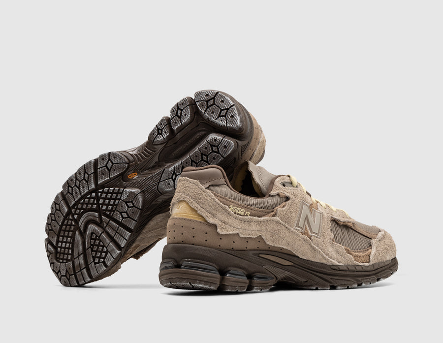 New Balance 2002R Refined Future / Arid Stone - size? exclusive