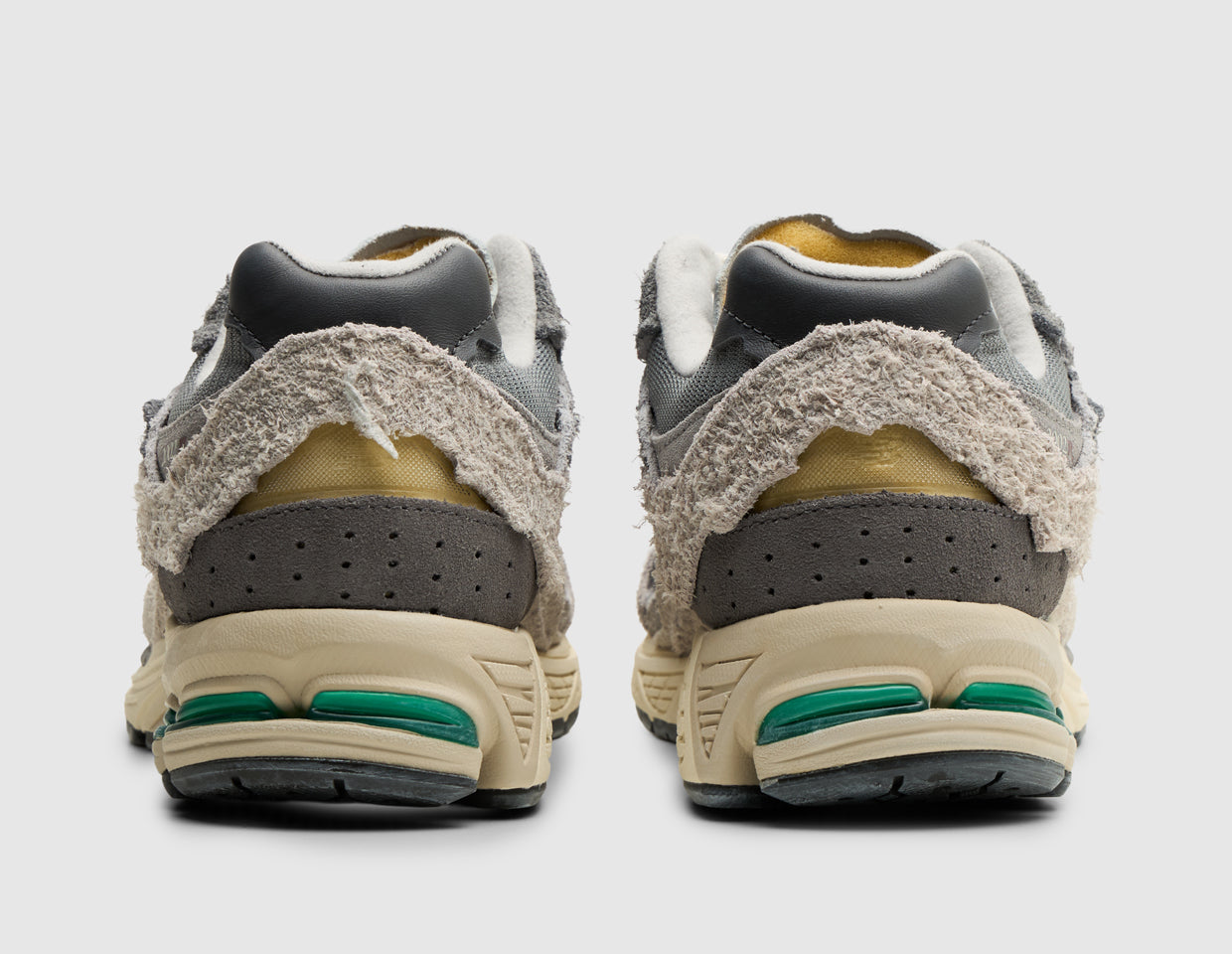 New Balance 2002RD Raincloud / Grey – size? Canada