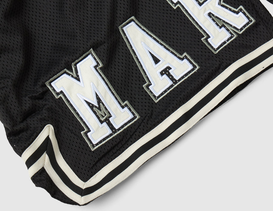Market International Game Shorts / Black