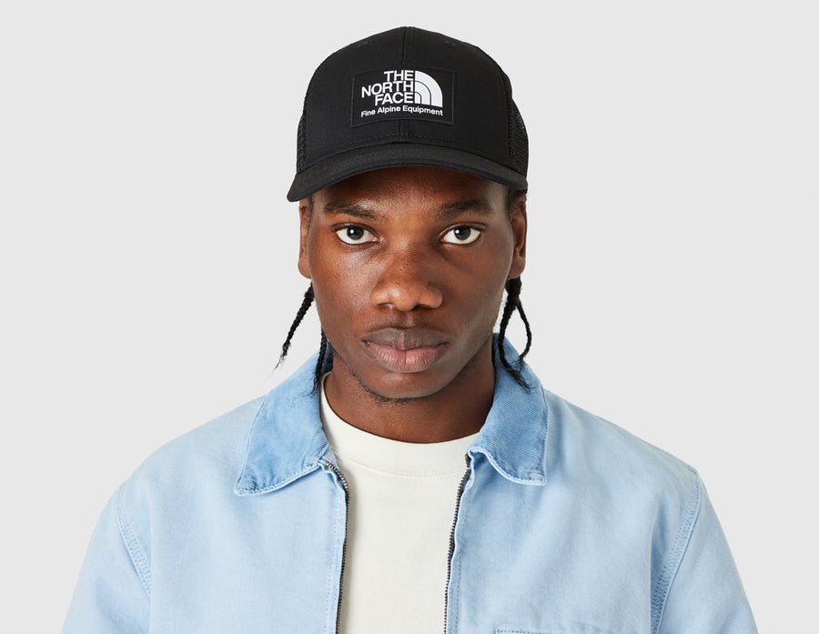 The North Face Deep Fit Mudder Trucker Hat / Black