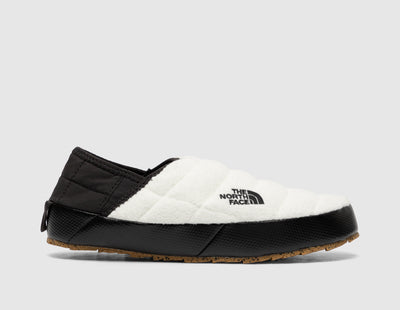 The North Face Women's ThermoBall Traction Mule V Gardenia White / TNF Black - Low Top