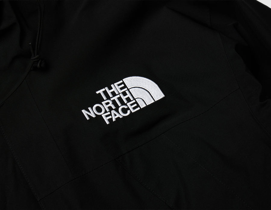 The North Face GORE-TEX Mountain Jacket / TNF Black