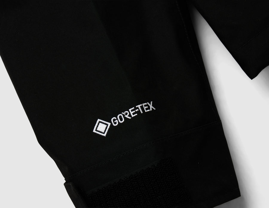 The North Face GORE-TEX Mountain Jacket / TNF Black