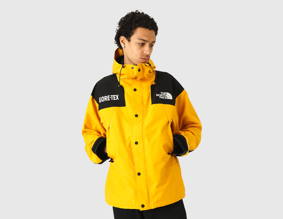 The North Face GTX Mountain Jacket / Summit Gold – size? Canada