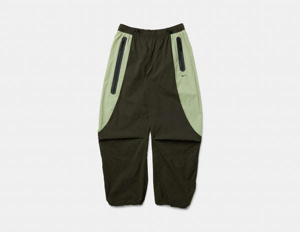 Nike Tech Woven Pant Sequoia / Oil Green - Black – size? Canada