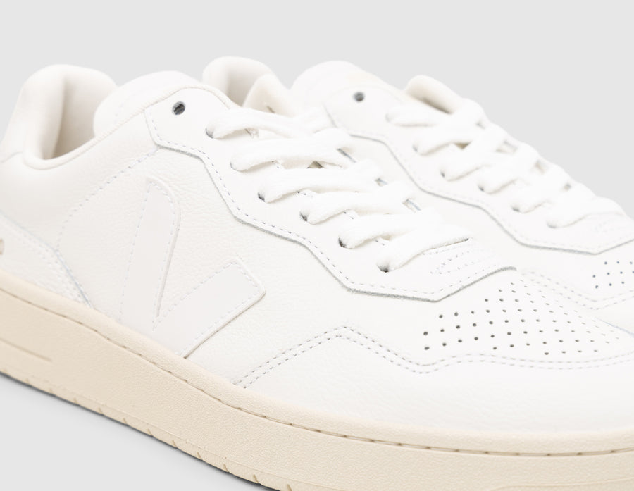 VEJA Women's Wata II Low Pierre / White
