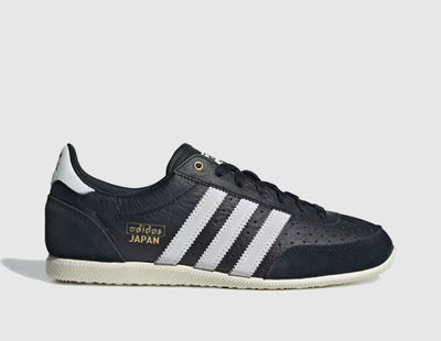 adidas Originals Women's Japan Black Core Black / Ftwr White - Gold Metallic - Sneakers