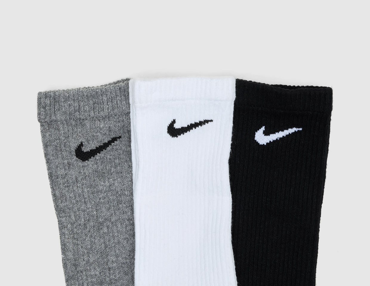 nike everyday cushion crew training socks three pack