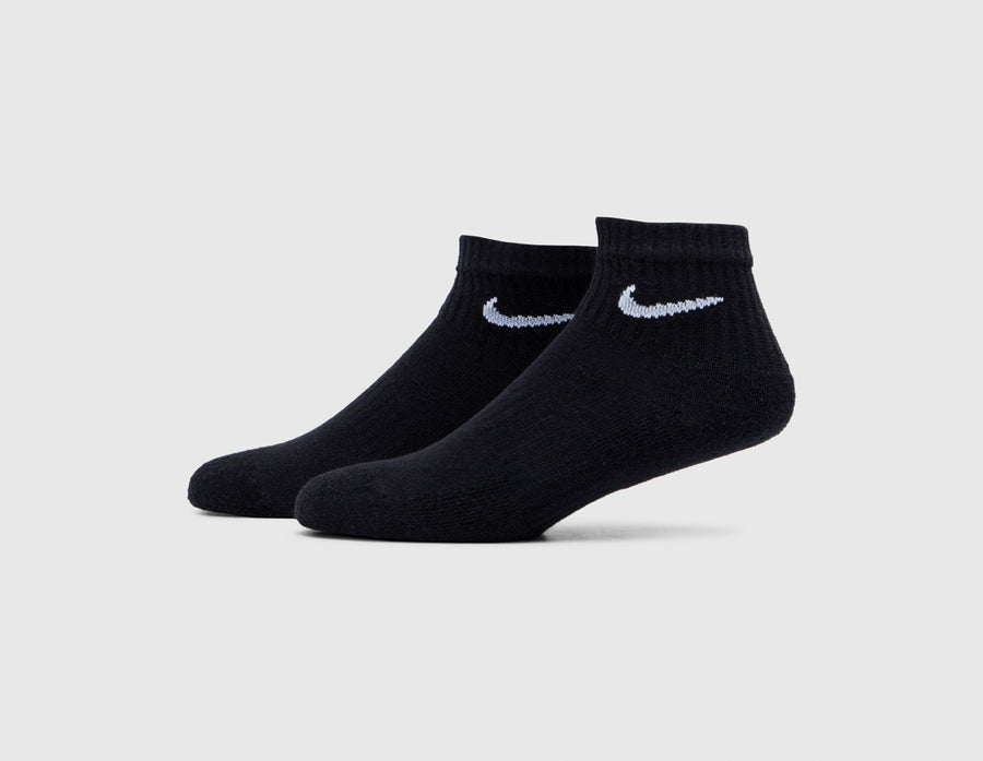 Nike Everyday Cushioned Ankle Socks Black / White