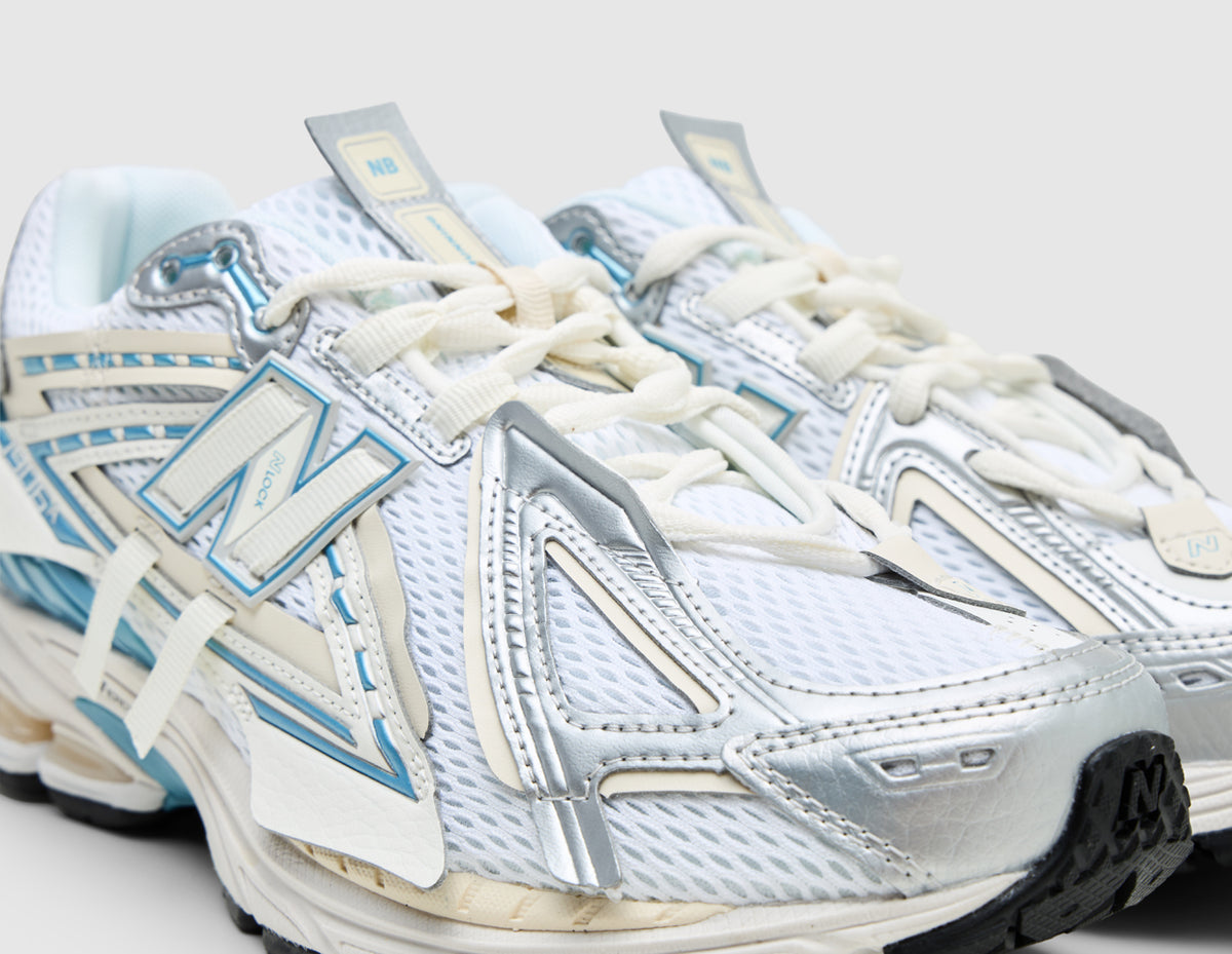 New Balance 1906A Sea Salt / Altitude Metallic