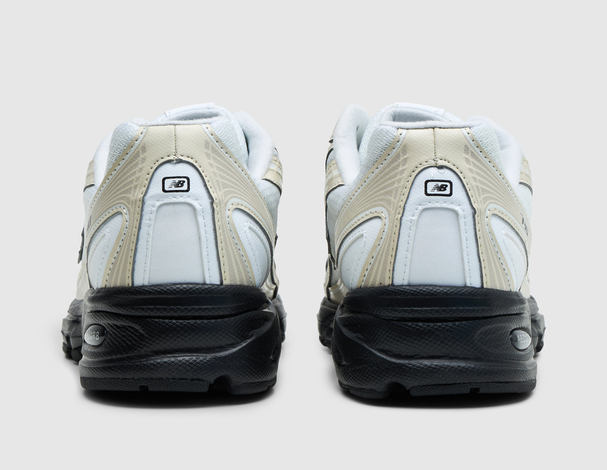 New Balance 740 Timberwolf / White