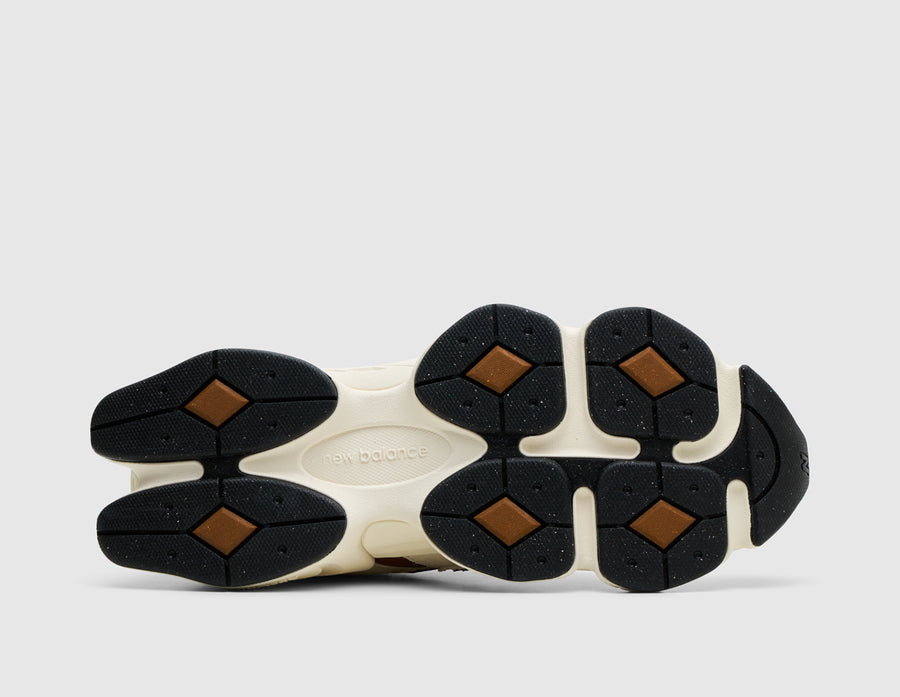 New Balance 9060 Breakfast Tea / Angora