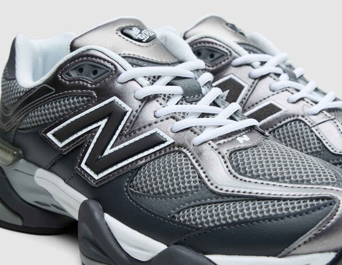 New Balance 9060 Magnet / Black