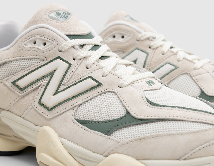 New Balance 9060 Linen / Dark Juniper