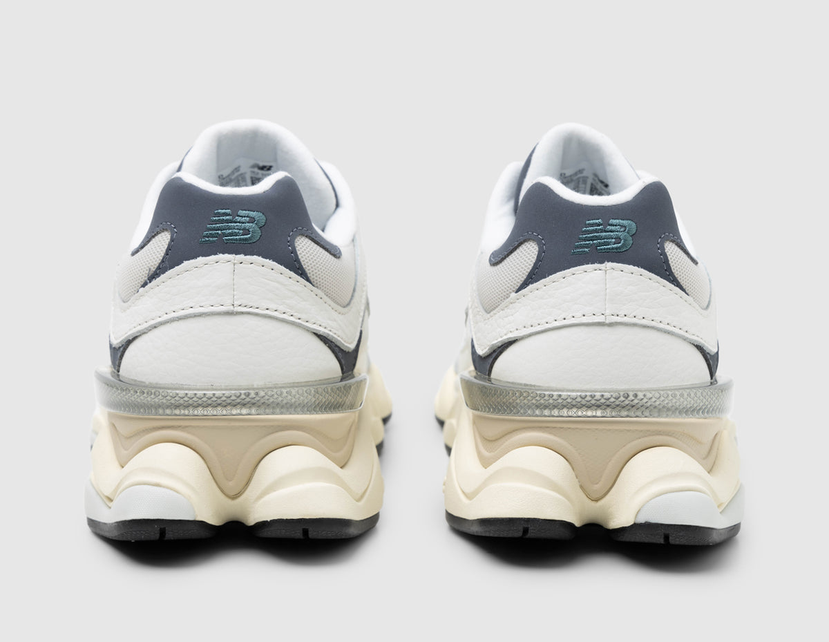 New Balance 9060 Sea Salt / New Spruce