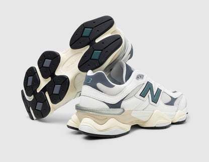 New Balance 9060 Sea Salt / New Spruce