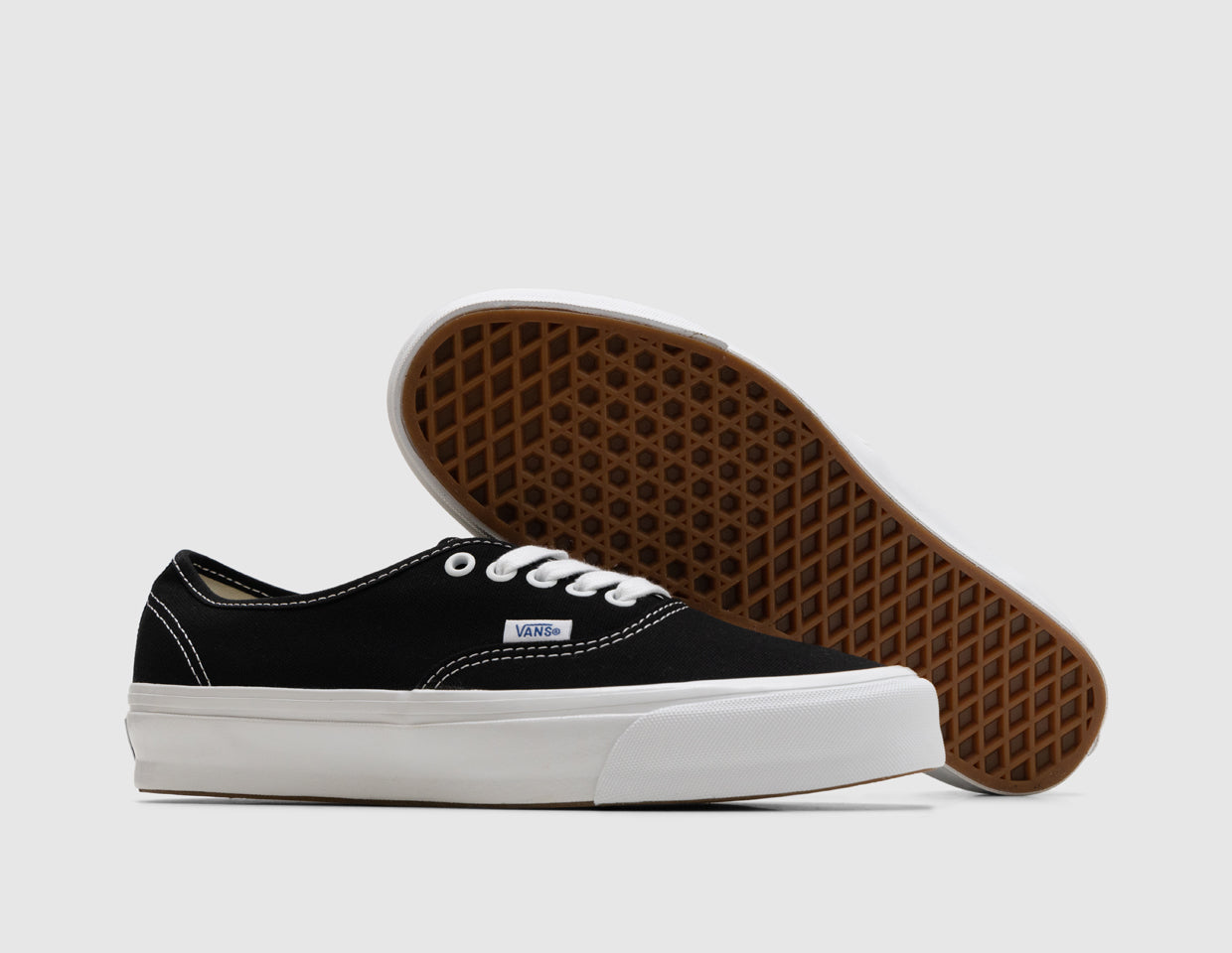 Vans LX Authentic Reissue 44 Black / White – size? Canada