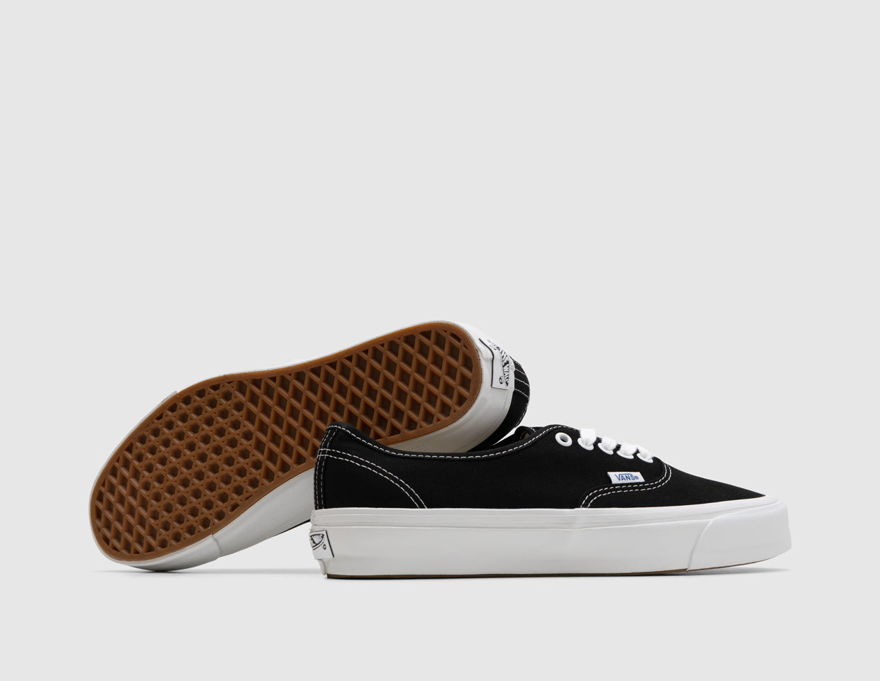 Vans LX Authentic Reissue 44 Black / White – size? Canada