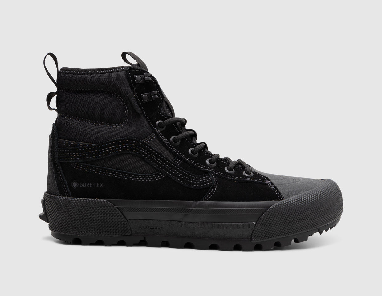 【超安い】 Vans MTE Sk8-Hi GORE-TEX / Blackout – size? Canada 電線