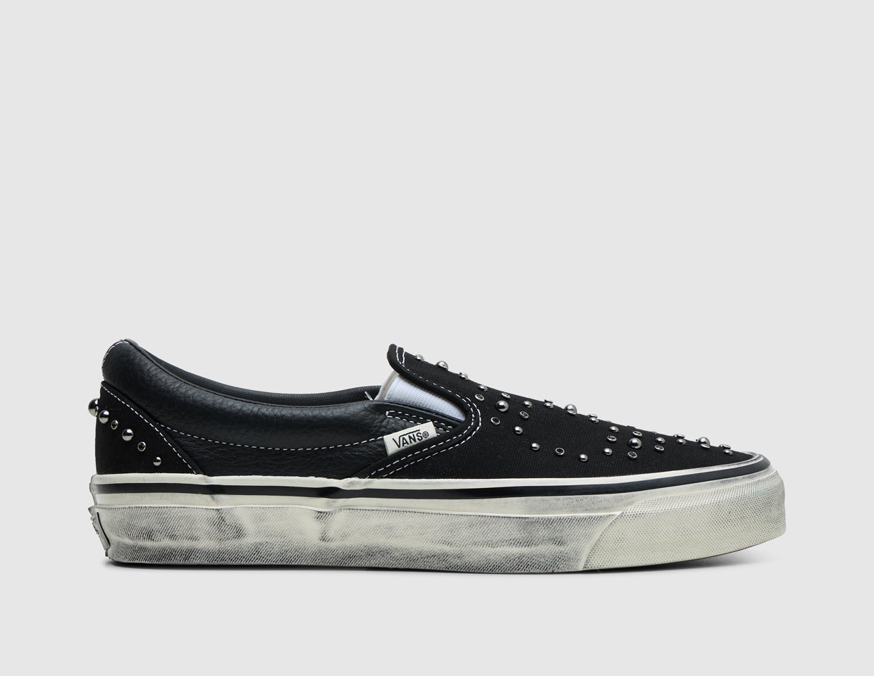 【未使用】VANS Cls.Slip-On LX (黒) （プー196） Vans LX Classic Slip-On 98 Pearlized Black / Black – size? Canada