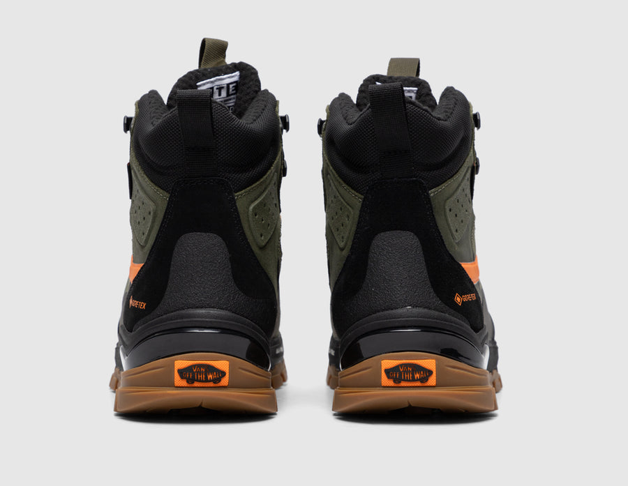 Vans ultrarange gore canada top