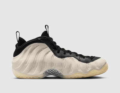 Nike Air Foamposite One Black / Team Gold - Light Orewood Brown - Sneakers